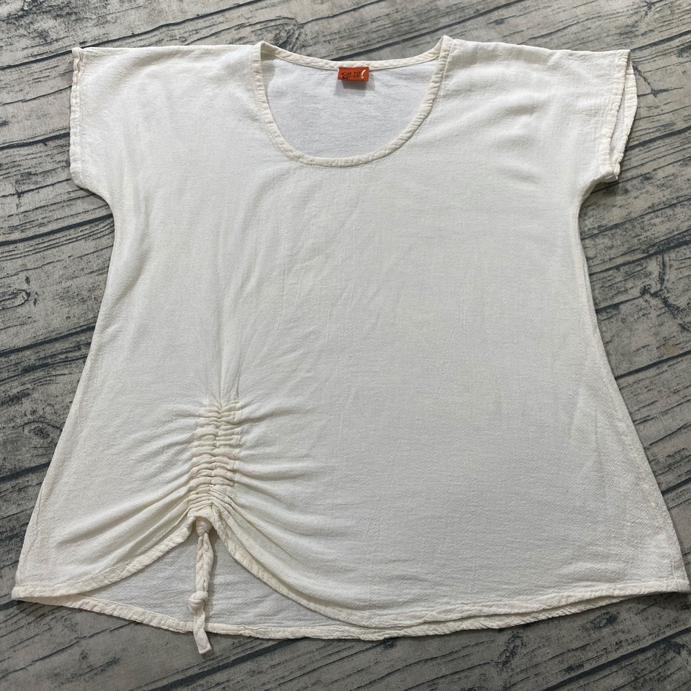 Oh My Gauze! Size 1 (M) Cream Ruched Tie Front Lightweight Boho Top